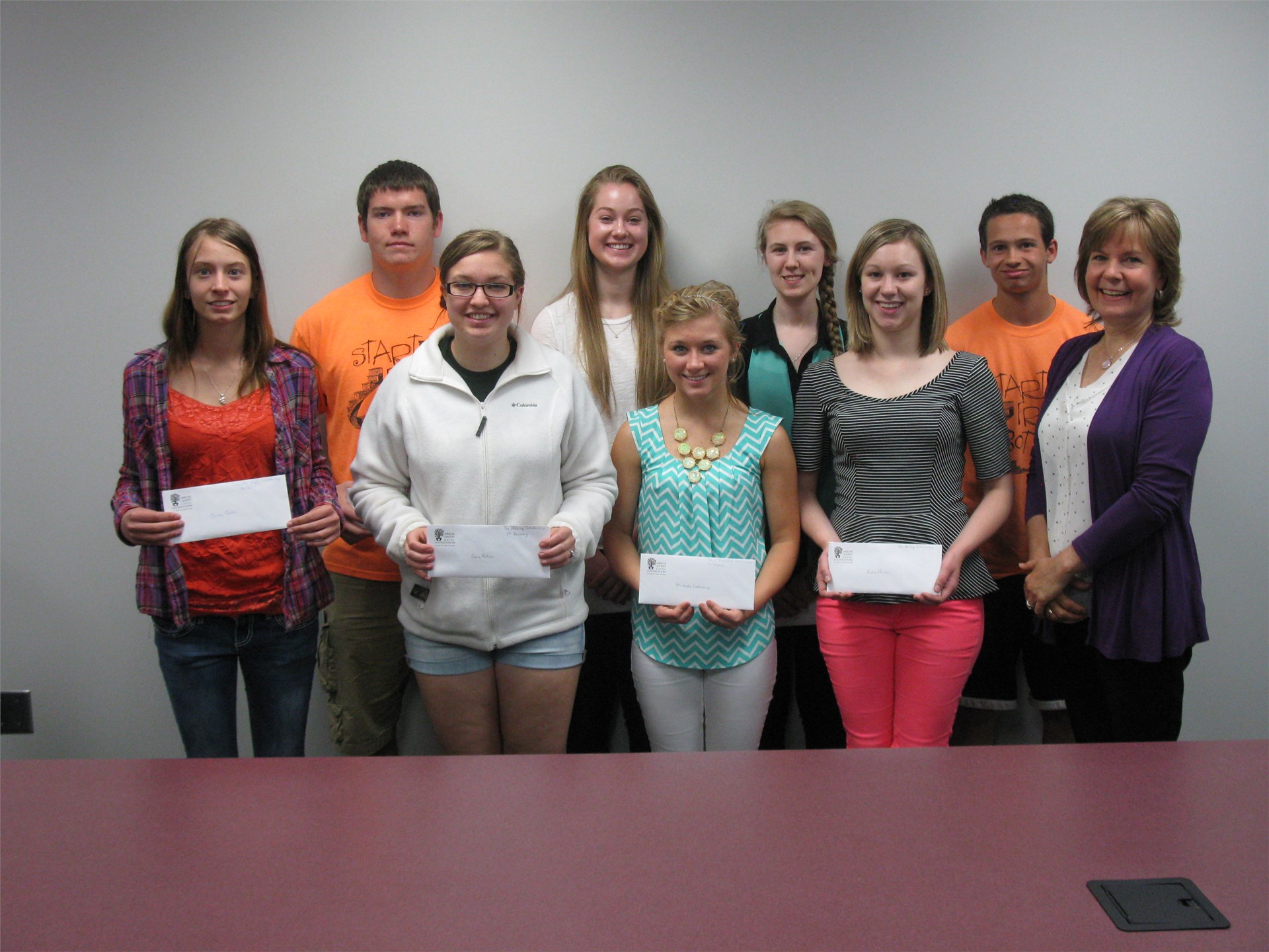 2015 Seniors receive scholarships from the Mercer County Civic Foundation